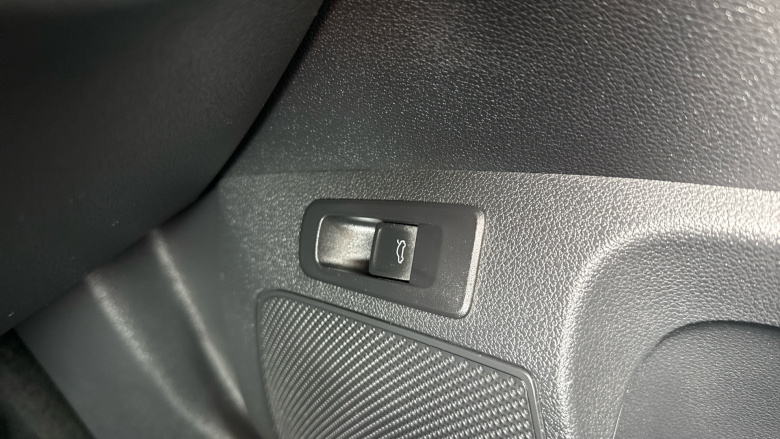 Skoda Karoq 1.5 TSI SE L 5dr DSG Petrol Estate